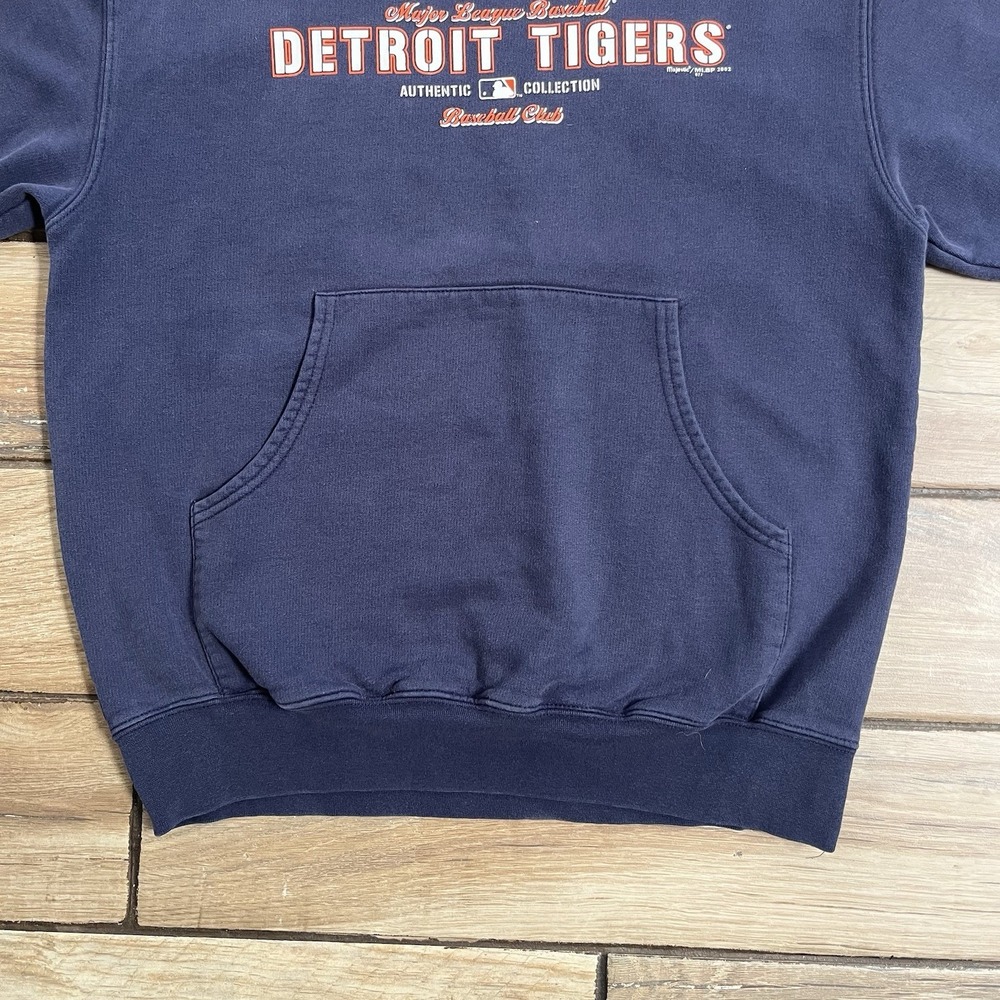 Vintage MLB Detroit Tigers Majestic Navy Blue Mens Medium Hoodie 2002 - Picture 8 of 12